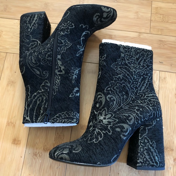 ASH black embroidered ankle boots size 9 NEW - Picture 2 of 3